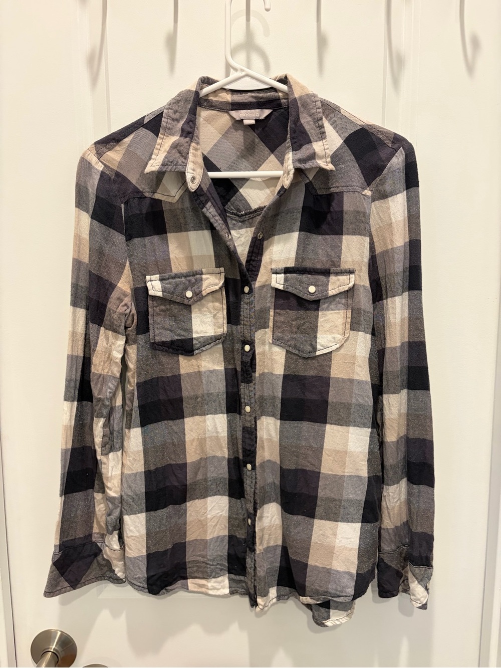 Plaid Button-Up Long Sleeve Shirt